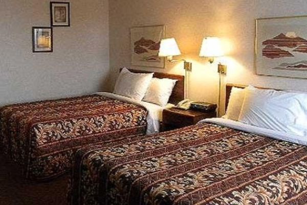 MAGNUSON HOTEL LANSING (Lansing)